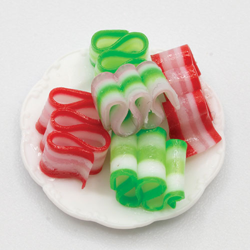 LA107 - Ribbon Candy on Dessert Plate